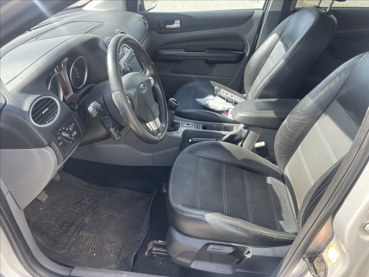 ford-focus-1-8-i-16v-92kw-lpg-titanium - 6