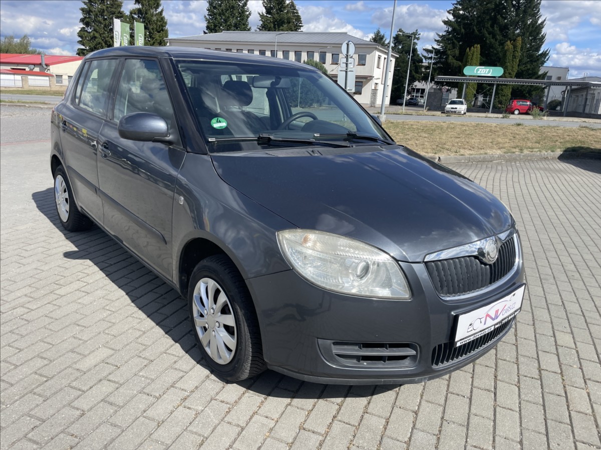 skoda-fabia-1-4-i-16v-klima-esp-serviska - 5
