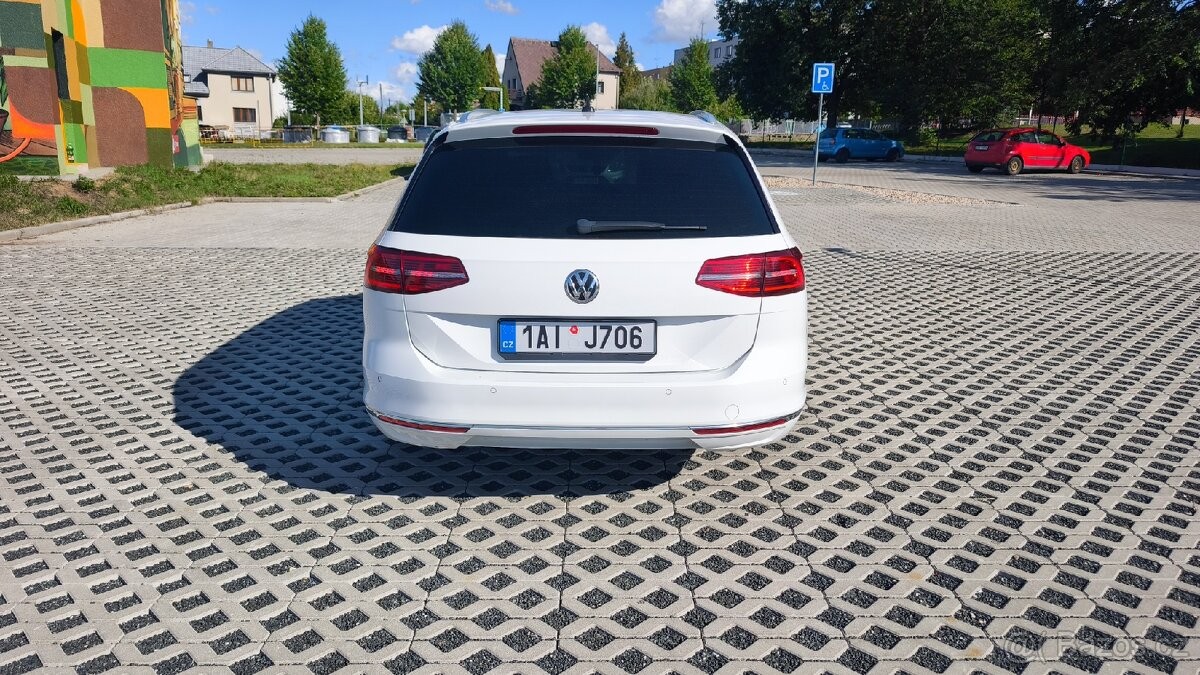 volkswagen-passat-2-0-b8-highline - 1