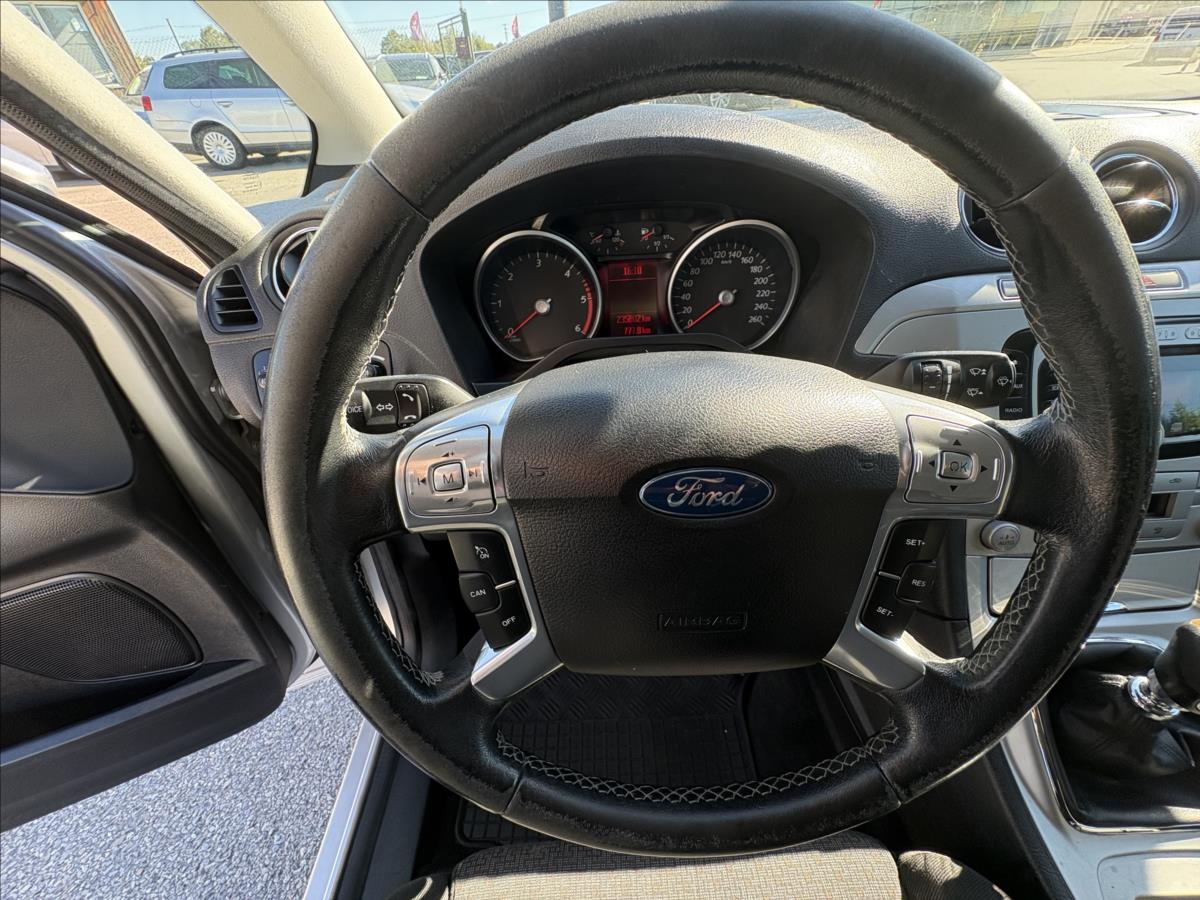 ford-s-max-2-0-tdci-103kw-vyhrev-pdc-tazn - 6