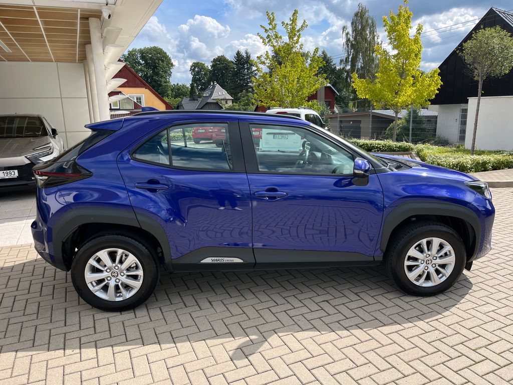 toyota-yaris-cross-1-5-hybrid-e-cvt-comfort - 6