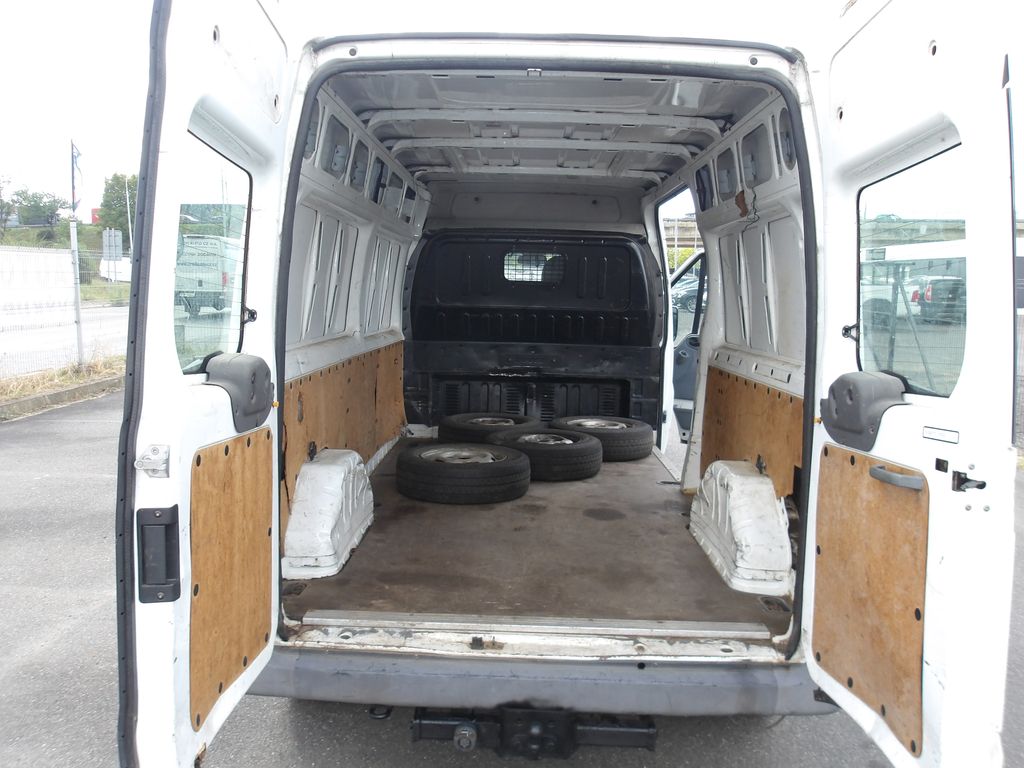 ford-transit-2-2tdci-h2l2-nova-stk - 8