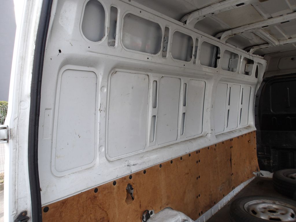ford-transit-2-2tdci-h2l2-nova-stk - 9