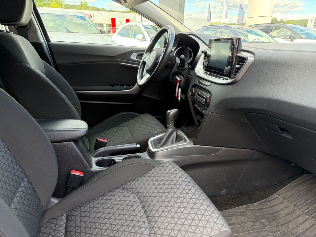 kia-ceed-1-5-t-gdi-exclusive-118kw - 6