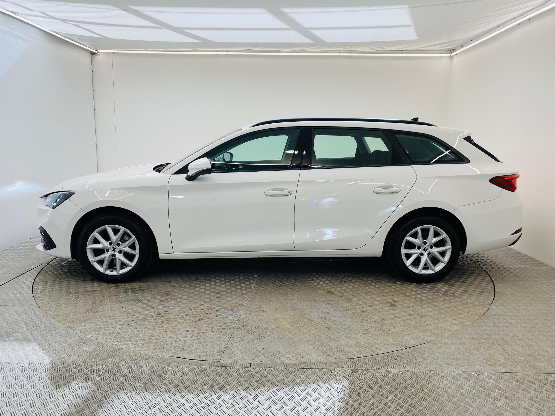 seat-leon-2-0-2-0tdi-110kw-dsg-style - 2