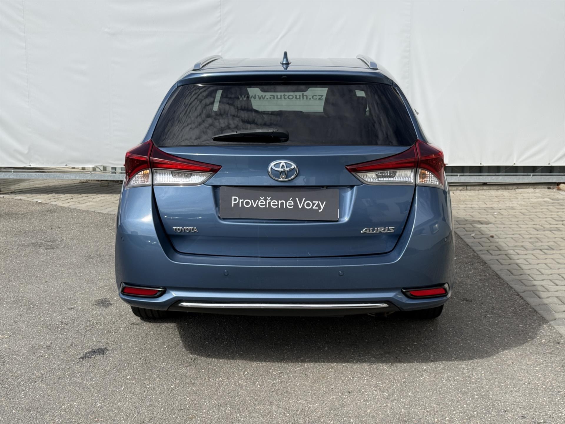 toyota-auris-1-2-executive - 4