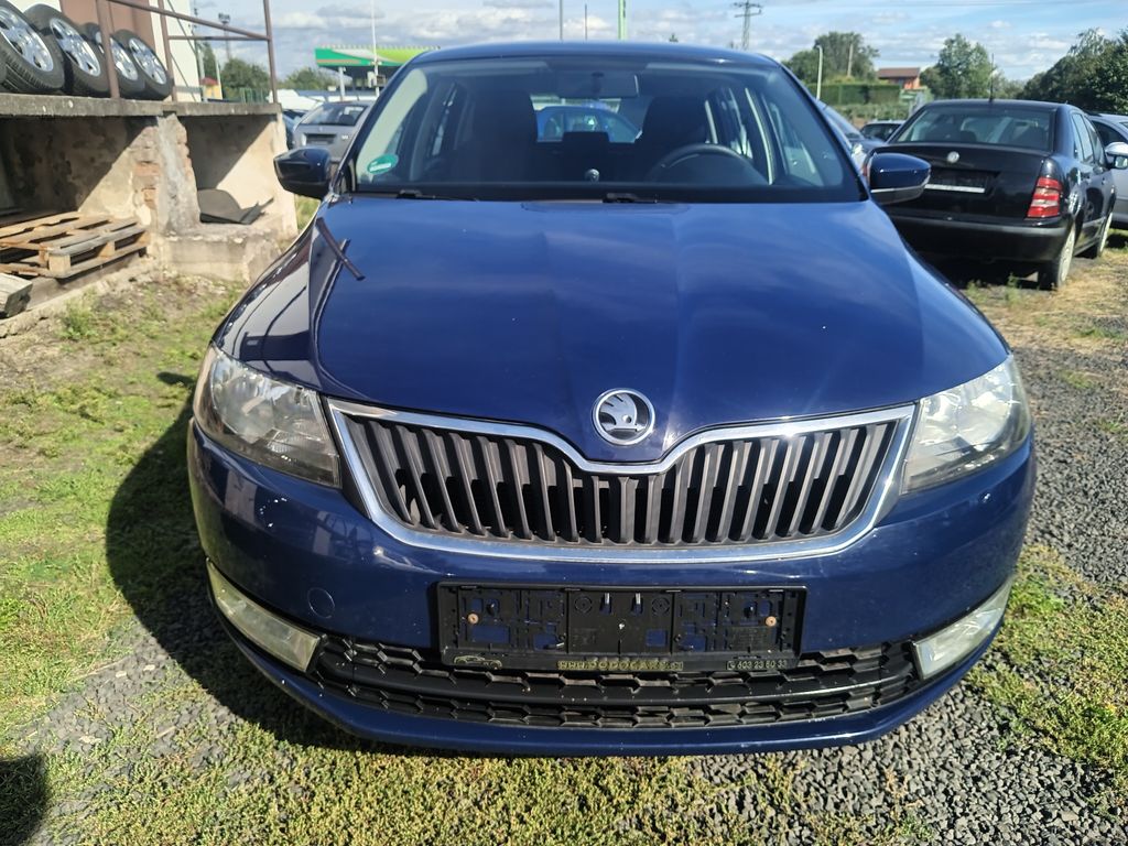 skoda-rapid-1-2-tsi-spaceback-active-66kw - 7