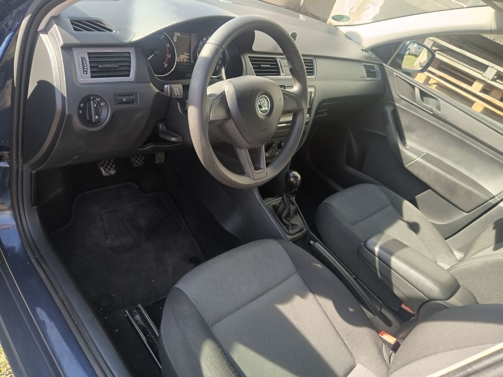 skoda-rapid-1-2-tsi-spaceback-active-66kw - 8