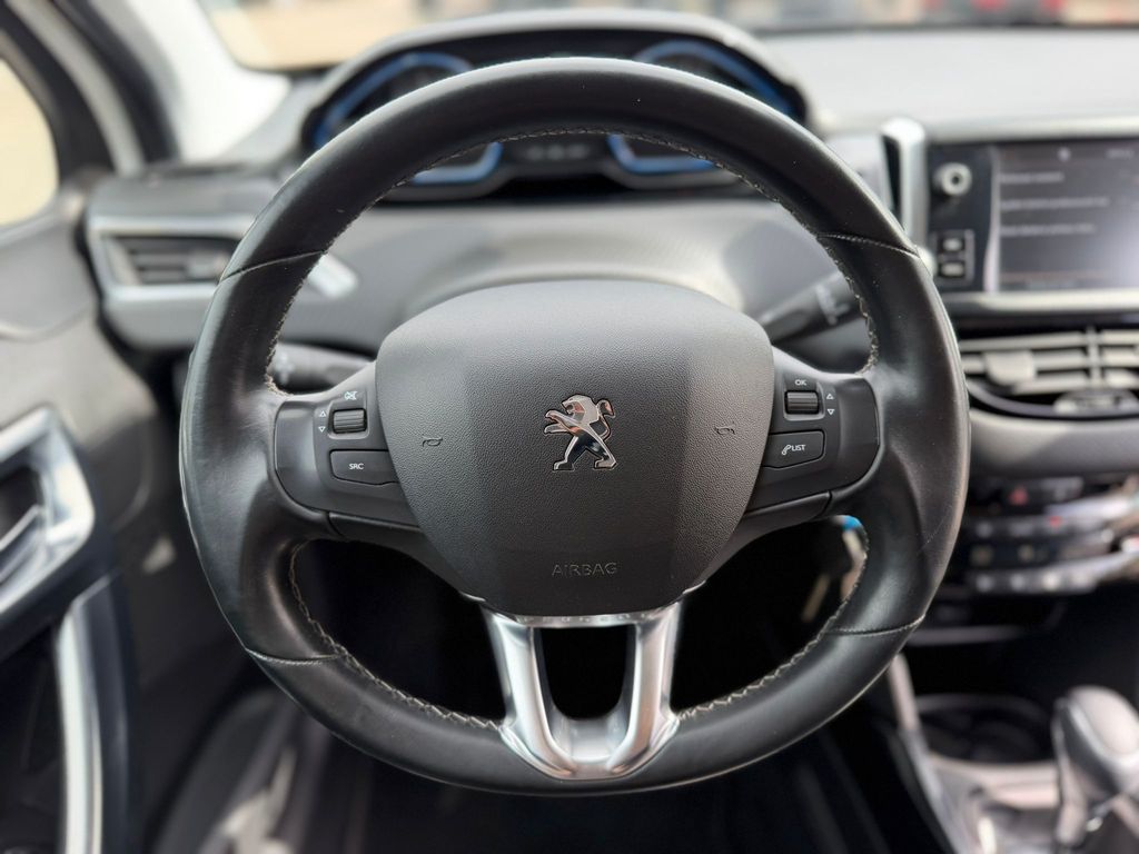peugeot-2008-allure-1-2pt-110-eat6 - 1
