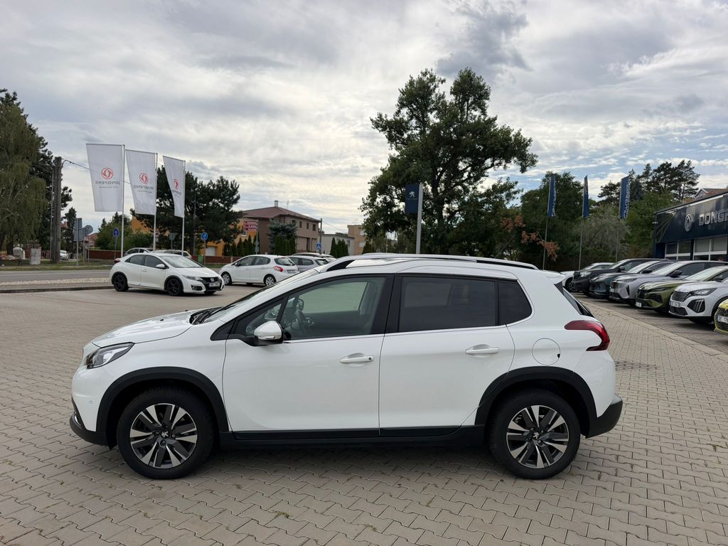 peugeot-2008-allure-1-2pt-110-eat6 - 4
