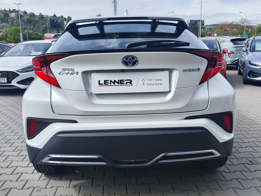 toyota-c-hr-2-0-hev-112kw-executive-e-cvt - 5