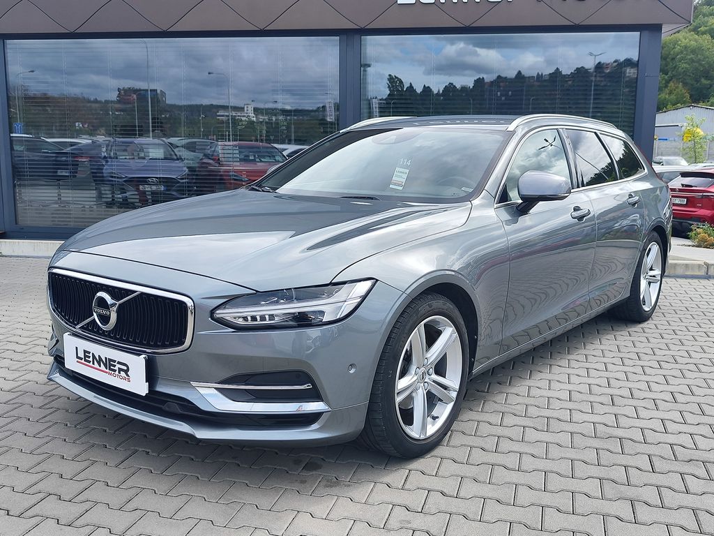 Volvo V90 D3 2.0/110kW Momentum AT