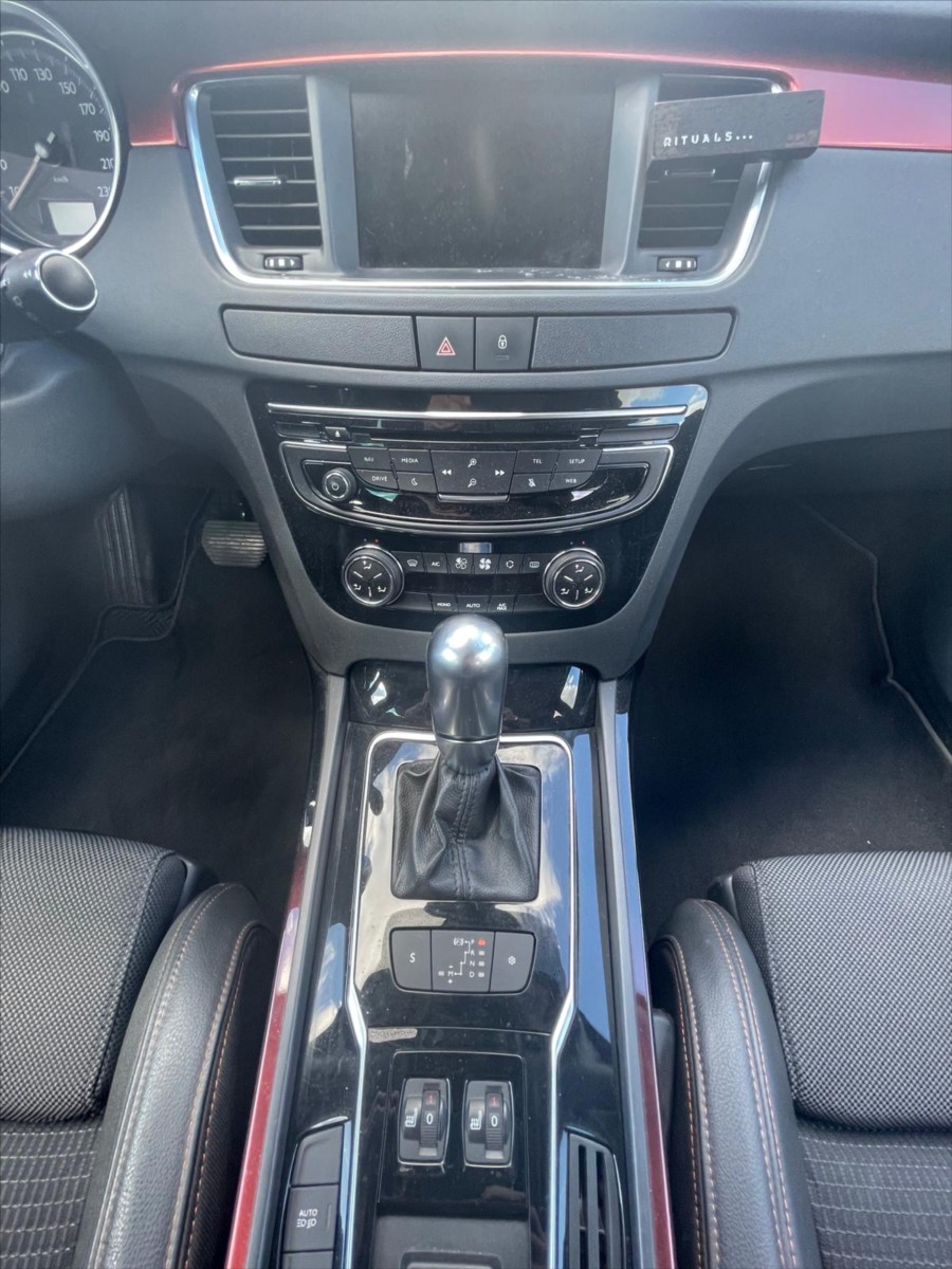 peugeot-508-2-0-hdi-rxh - 7