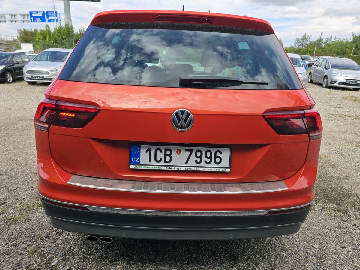 volkswagen-tiguan-2-0-tdi-140-kw-4-motion-dsg - 5