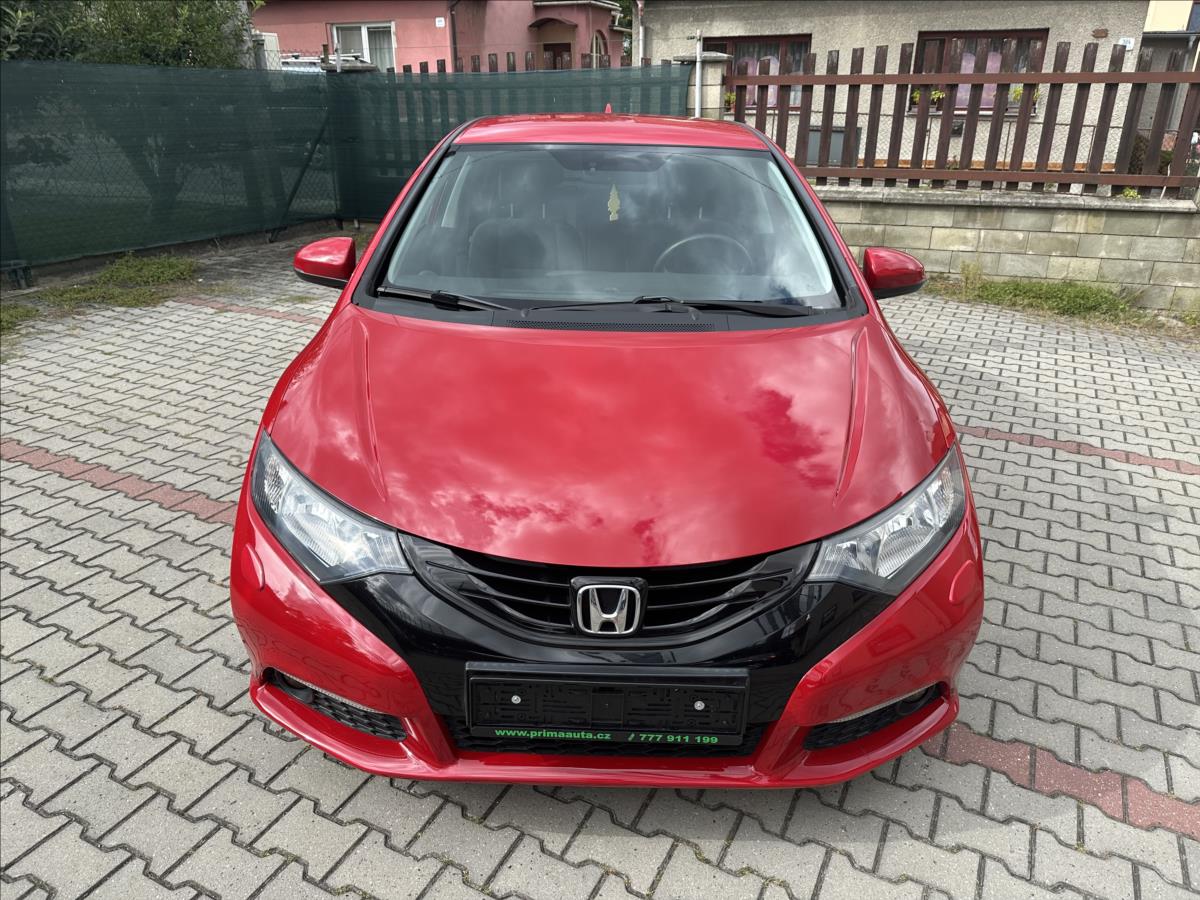 honda-civic-1-8-i-vtec-sport-1-majitel - 9