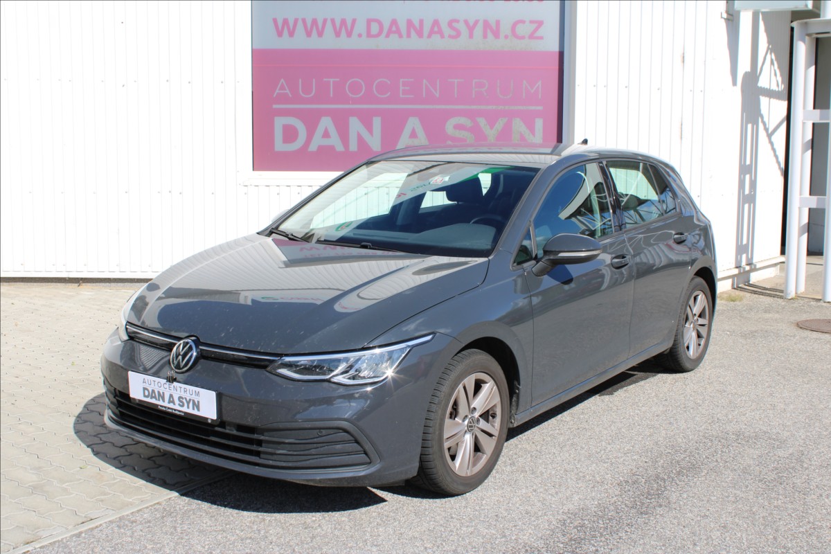 Volkswagen Golf 1,0 TSI Life CZ původ