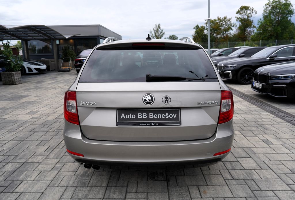 skoda-superb-2-0-tdi-125-kw-l-k-cr-dph - 4