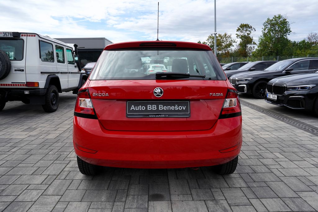 skoda-fabia-1-0-mpi-75-ps-10-400-km - 4