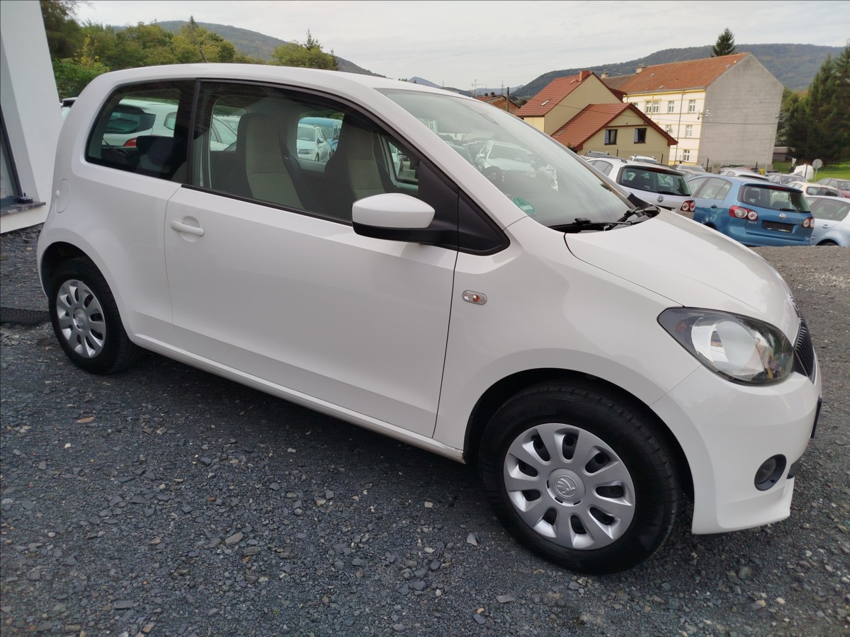 skoda-citigo-1-0-mpi-55kw-tempomat-vyhrev - 7