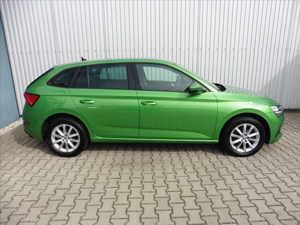 skoda-scala-1-5-tsi-110kw-led-park-temp - 4
