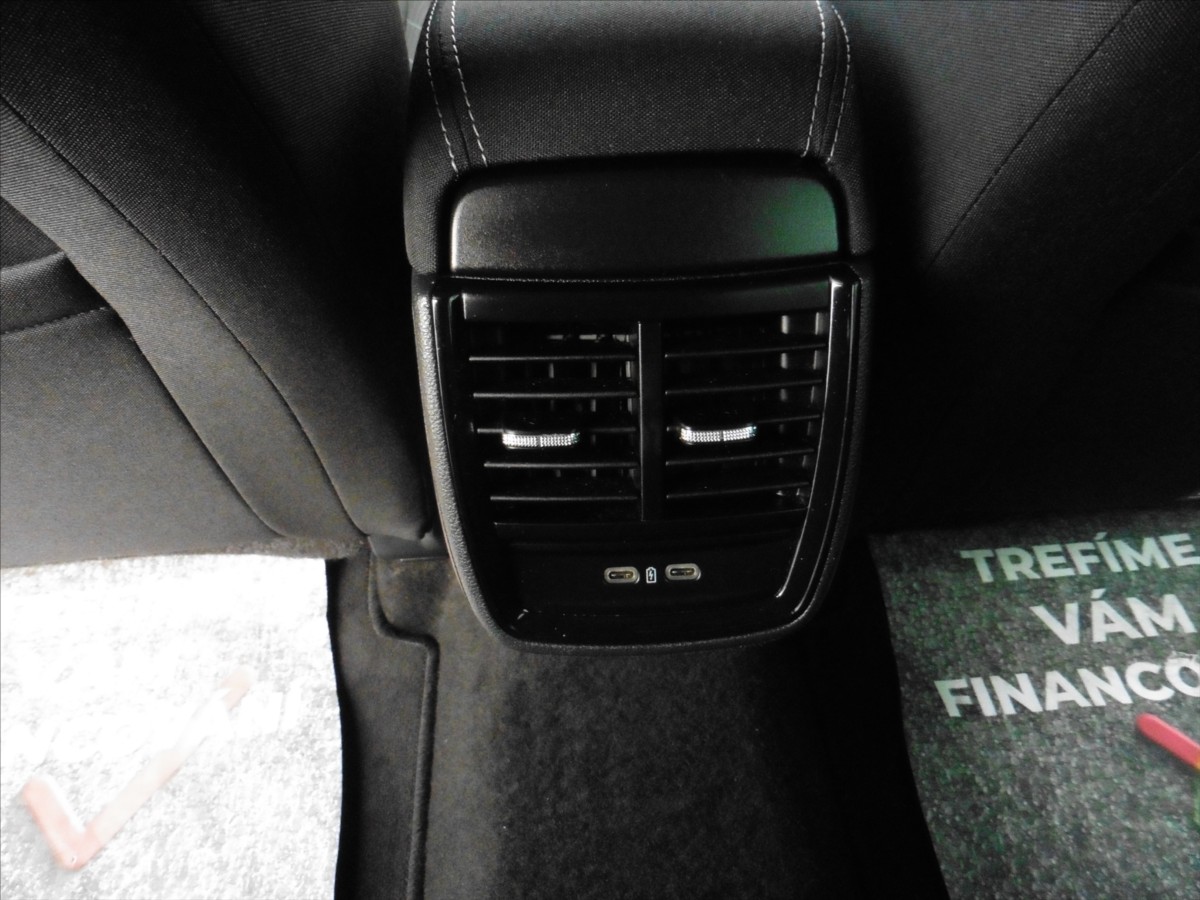 skoda-scala-1-5-tsi-110kw-led-park-temp - 8