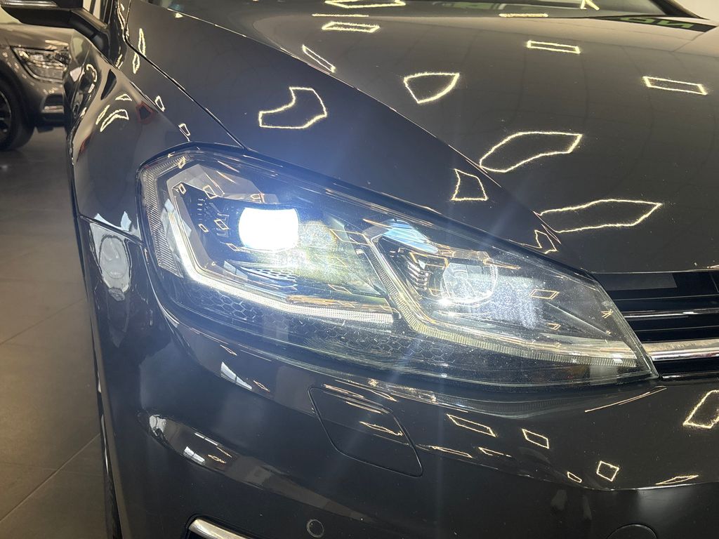 volkswagen-golf-2-0-tdi-110kw-bi-xenon-led - 5