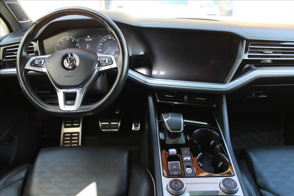 volkswagen-touareg-3-0-tsi-250kw-r-line-dph - 8