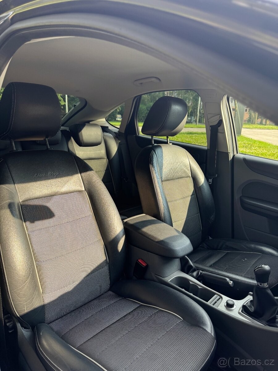 ford-focus-1-6-benzin - 7