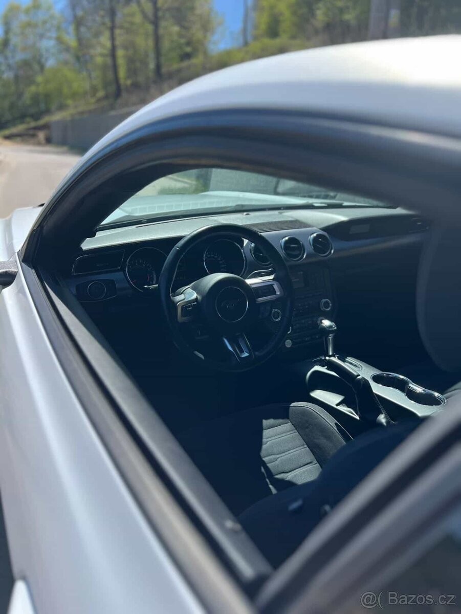 ford-mustang-5-0-v8-gt-324-kw-automat - 3