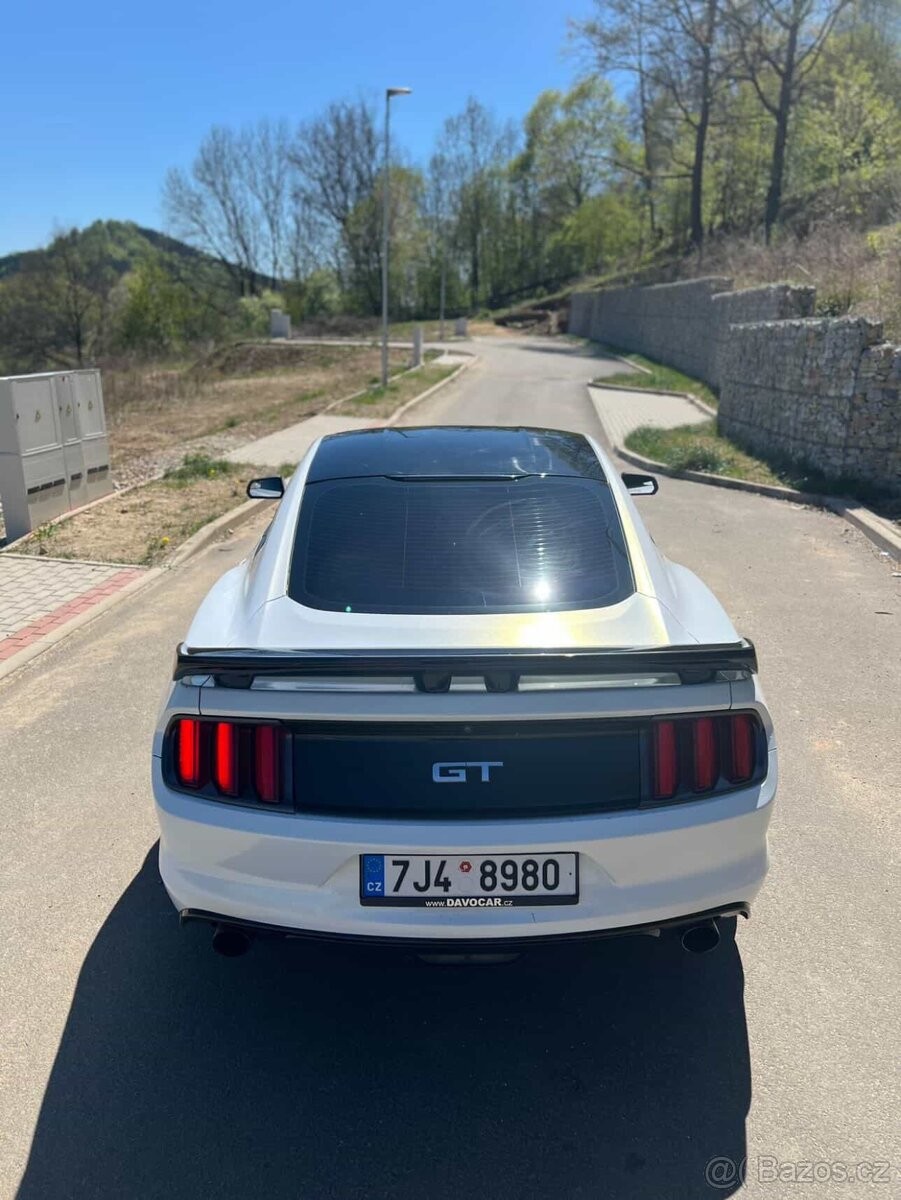 ford-mustang-5-0-v8-gt-324-kw-automat - 5
