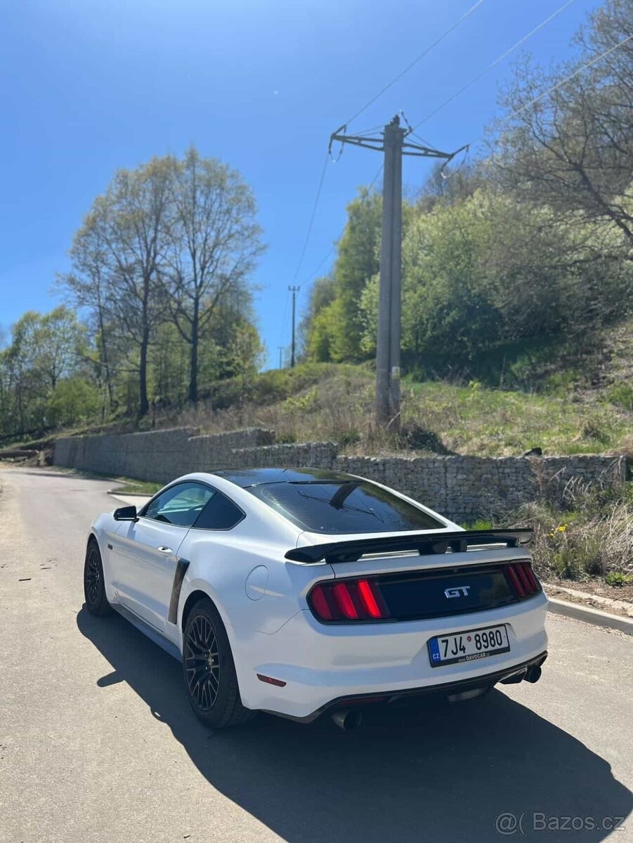 ford-mustang-5-0-v8-gt-324-kw-automat - 8