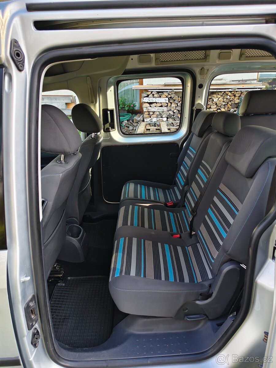 volkswagen-caddy-max - 7
