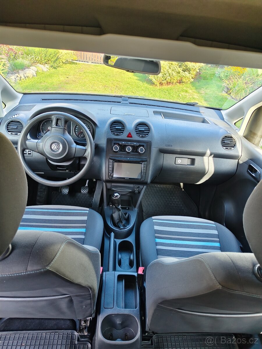volkswagen-caddy-max - 9