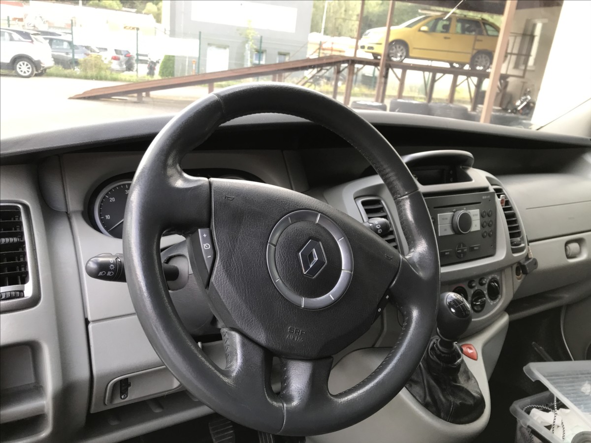 opel-vivaro-2-5-cdti-long-107kw - 6