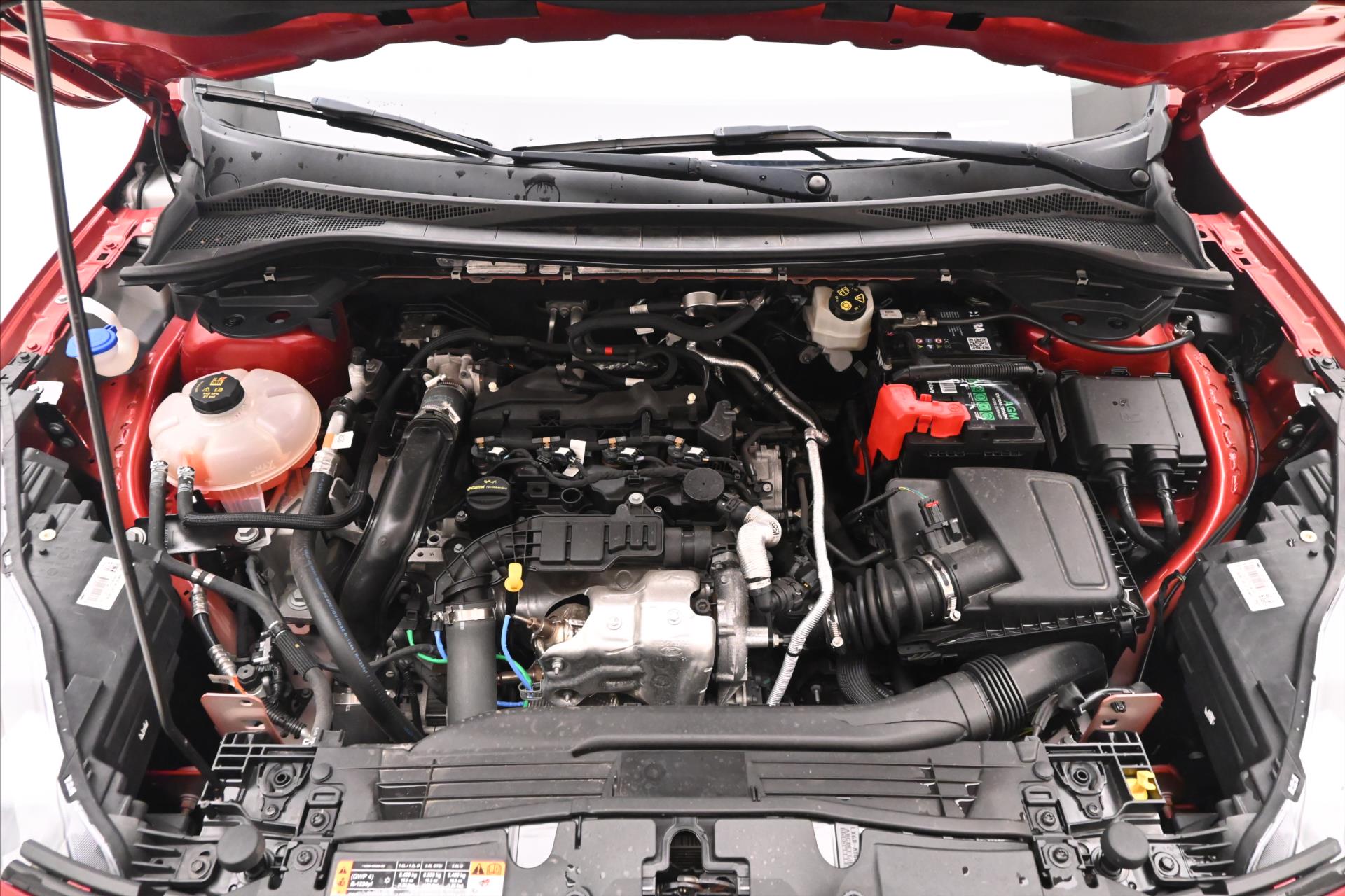 ford-kuga-1-5-ecoblue-88-kw-at8-trend-zaruka-az-5-let - 8