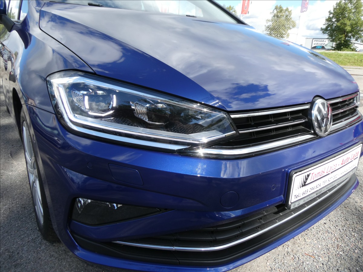 volkswagen-golf-sportsvan-1-5-tsi-96kw-join-led-navigace - 2