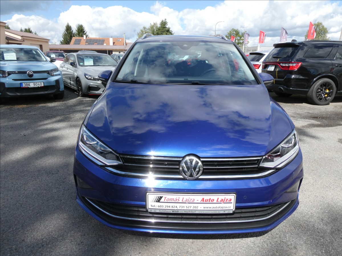 volkswagen-golf-sportsvan-1-5-tsi-96kw-join-led-navigace - 3
