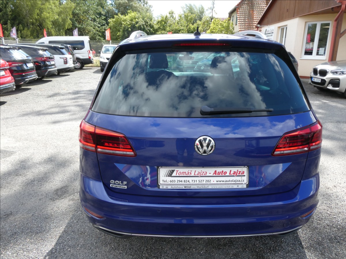 volkswagen-golf-sportsvan-1-5-tsi-96kw-join-led-navigace - 7