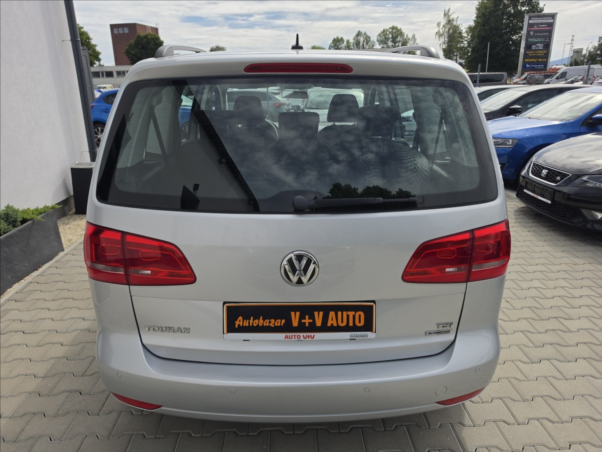 volkswagen-touran-1-2-tsi-77kw-trend-7-mist-alu - 6