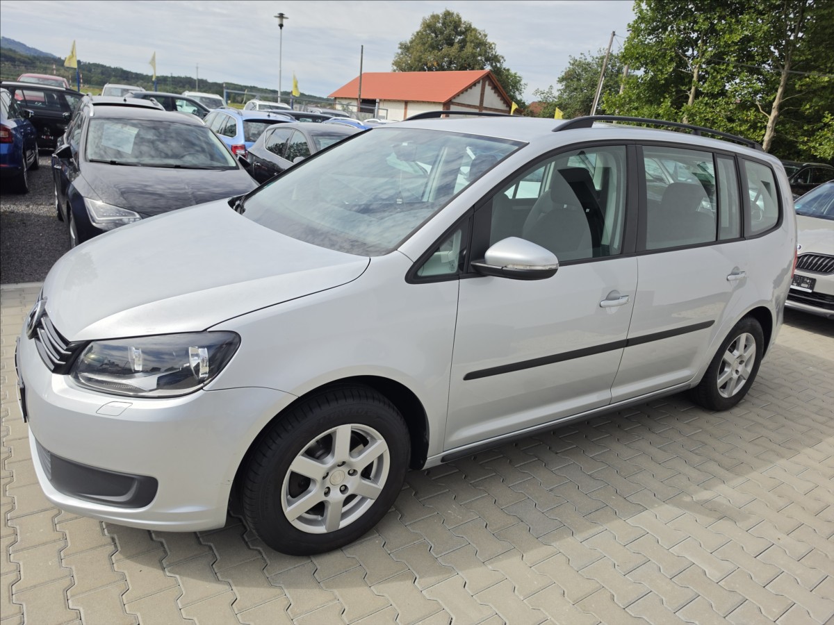 volkswagen-touran-1-2-tsi-77kw-trend-7-mist-alu - 9