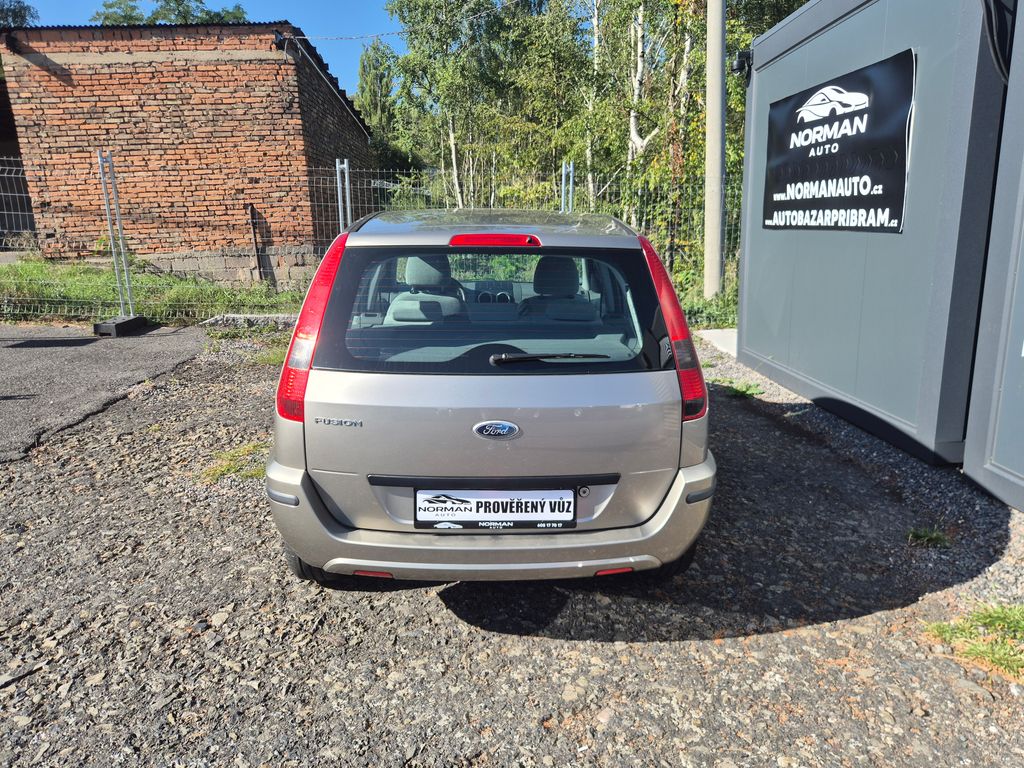 ford-fusion-1-4i-59kw-klima-krasny - 5