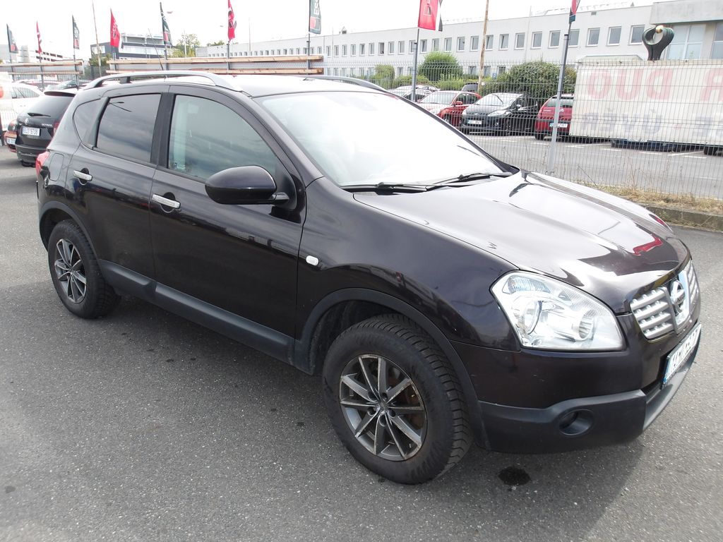 nissan-qashqai-2-0i-104kw-automat - 2
