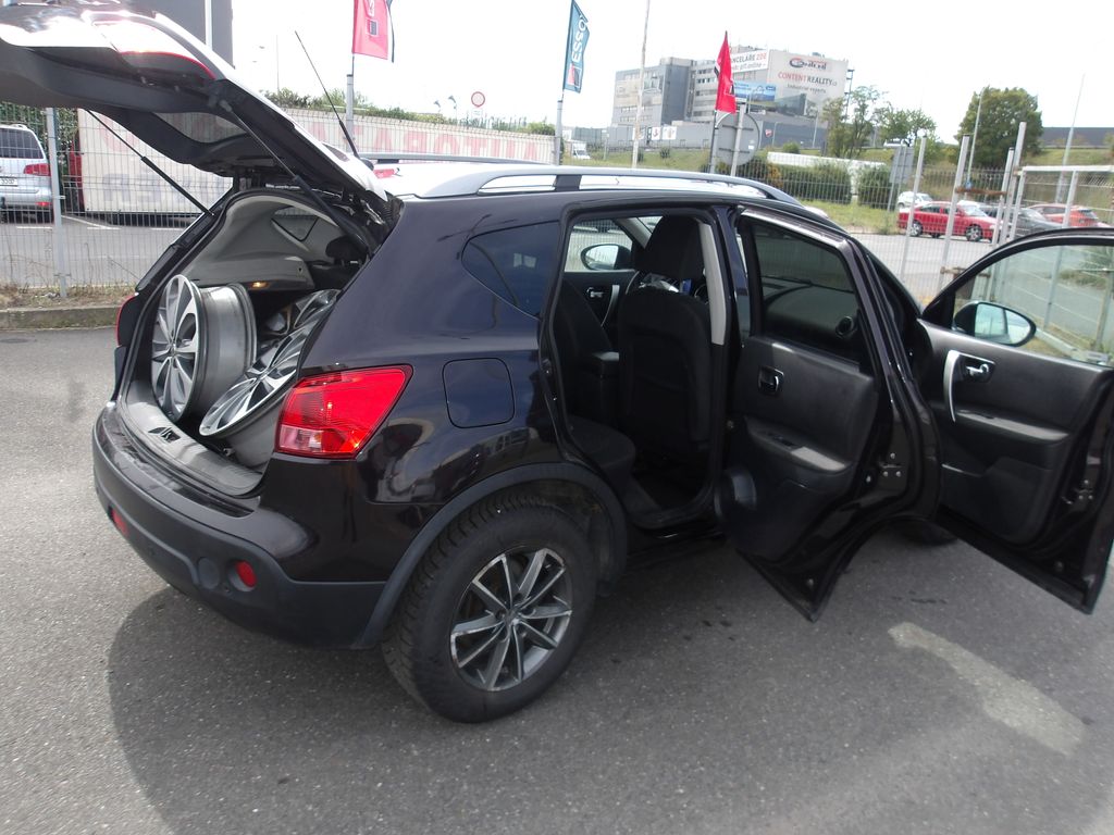 nissan-qashqai-2-0i-104kw-automat - 7