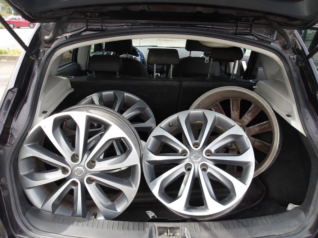 nissan-qashqai-2-0i-104kw-automat - 8