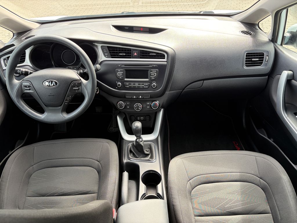 kia-ceed-1-4-cvvt-73-kw-comfort - 7