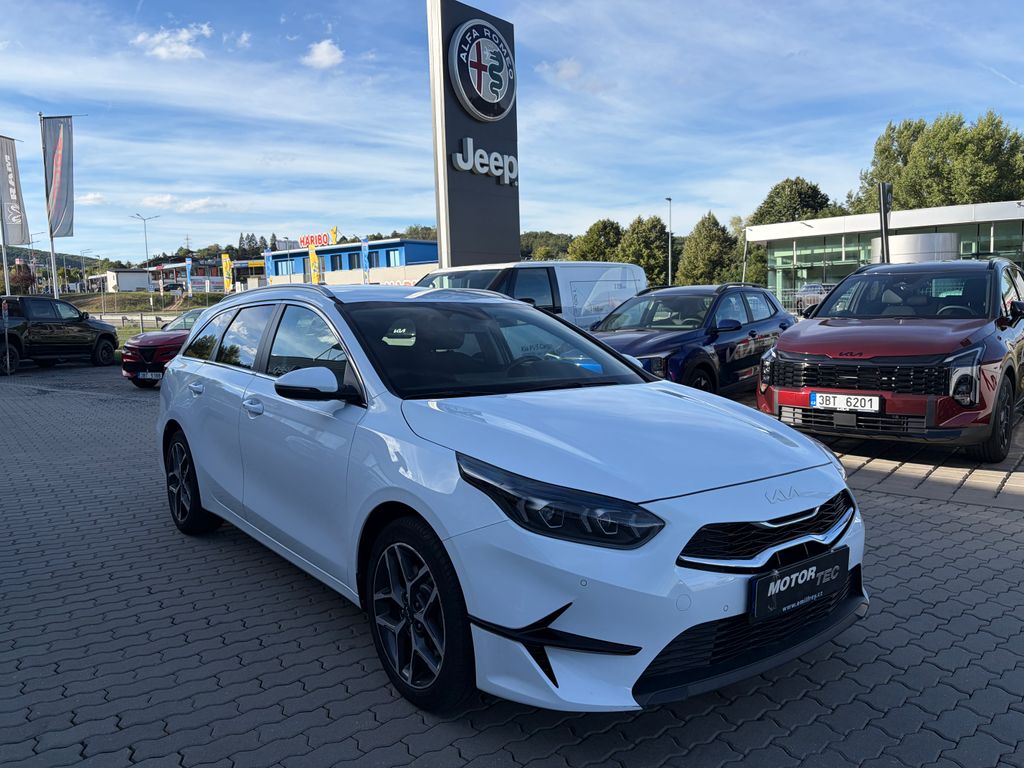 kia-ceed-1-5-t-gdi-7dct-exclusive-sw - 1