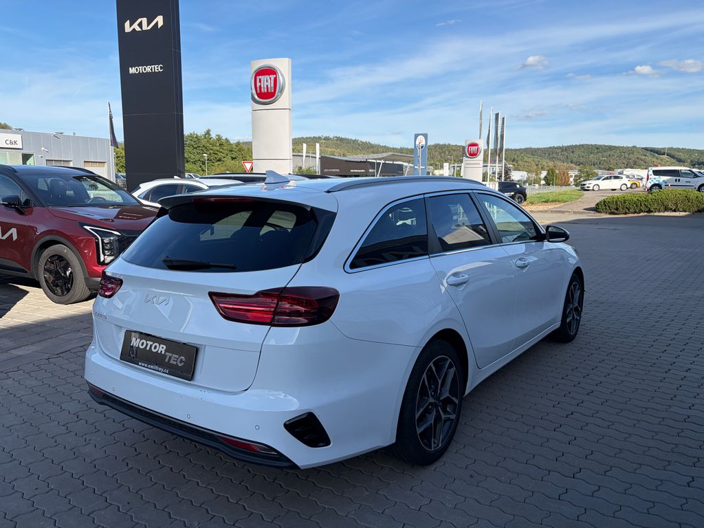 kia-ceed-1-5-t-gdi-7dct-exclusive-sw - 2