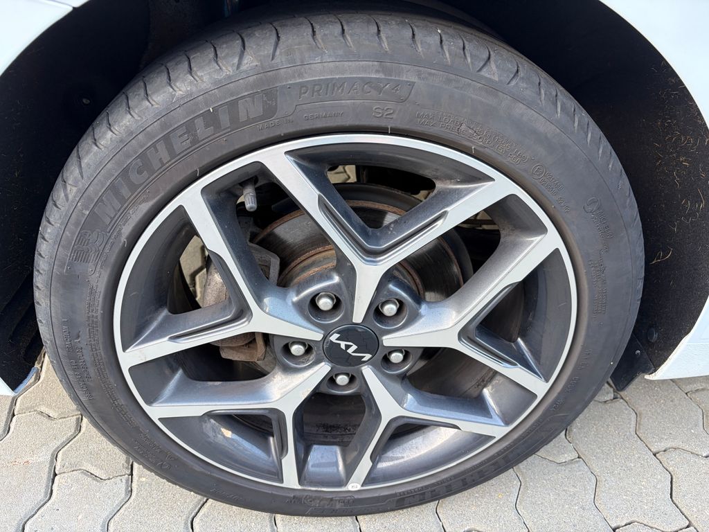 kia-ceed-1-5-t-gdi-7dct-exclusive-sw - 8