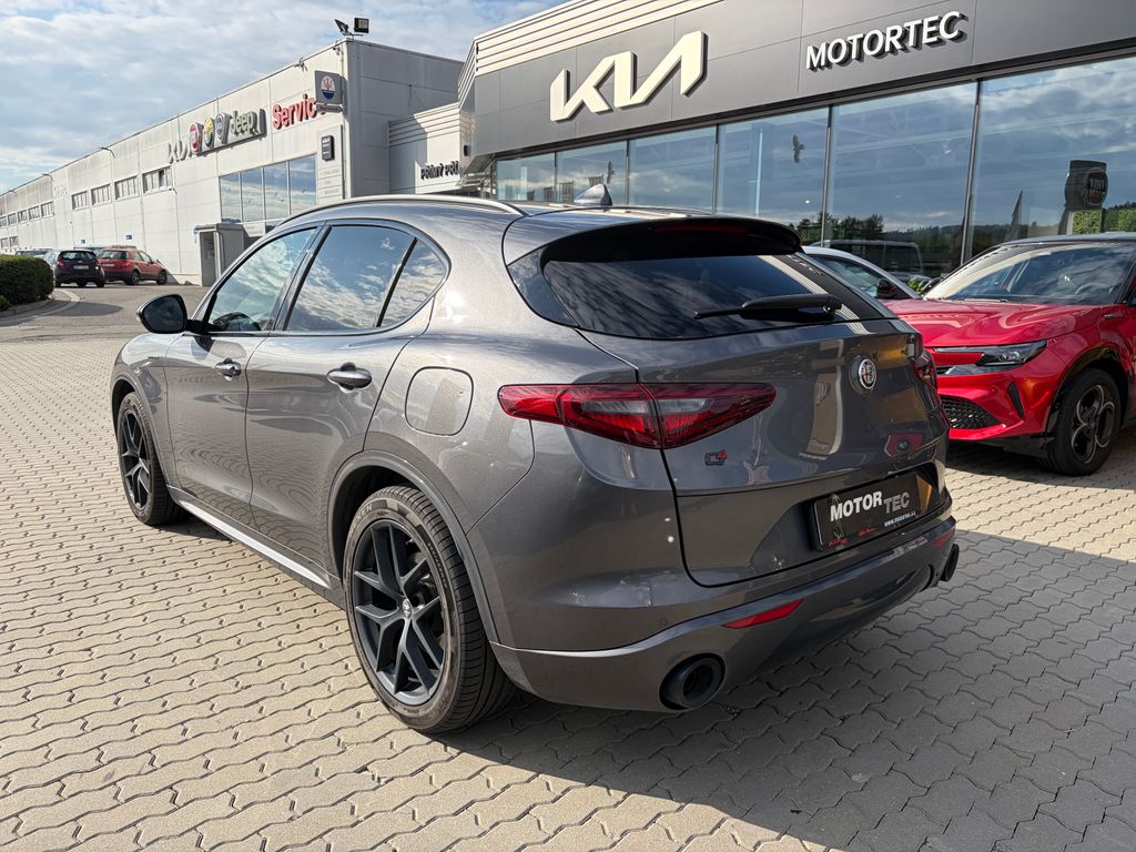 alfa-romeo-stelvio-2-0t-280k-awd-veloce-at8 - 3