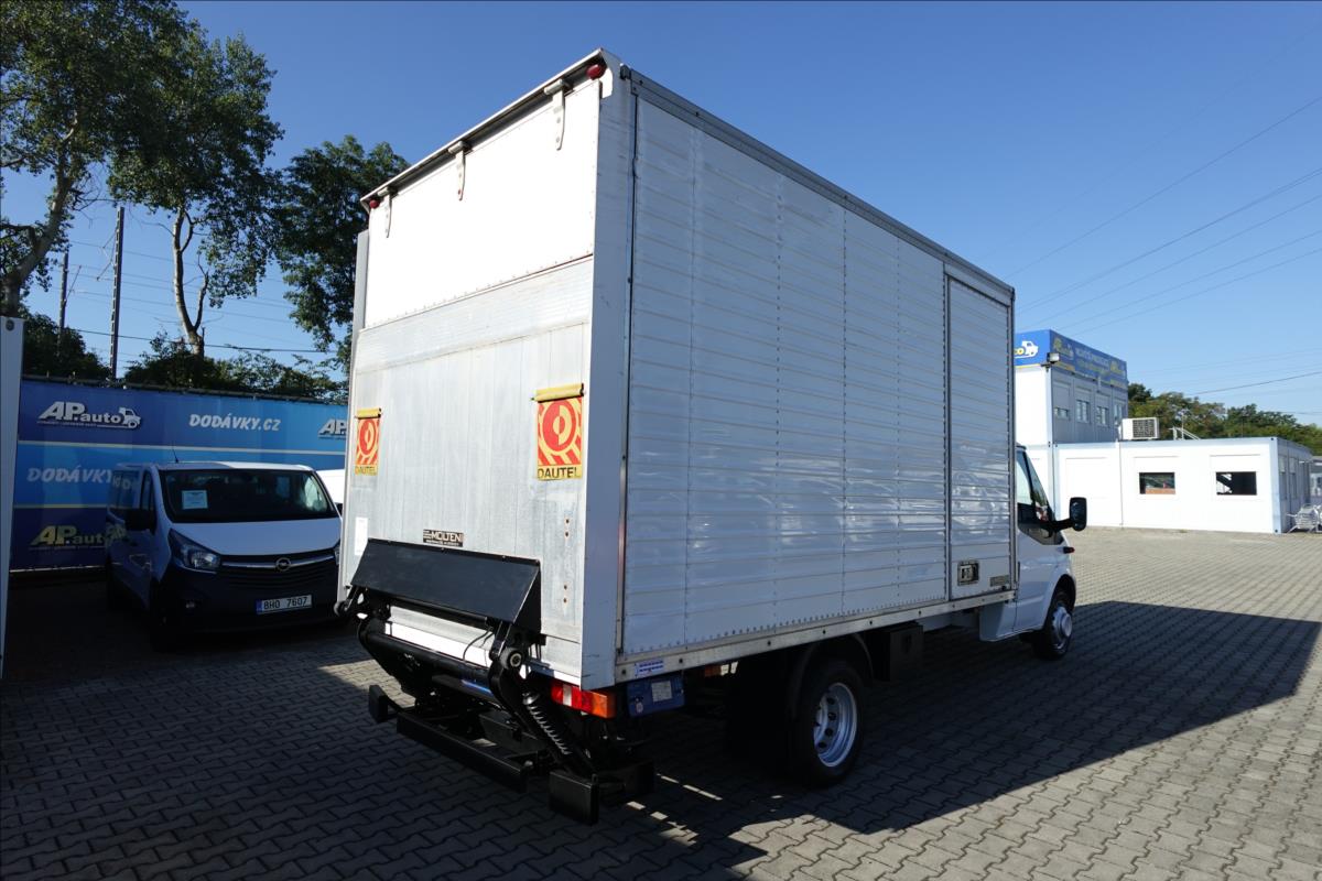 ford-transit-2-4-tdci-skrin-celo - 9